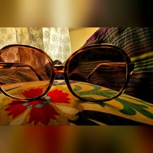 VINTAGE RENAULD 70's SUNGLASSES